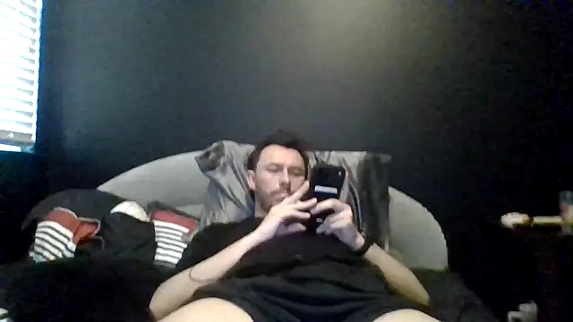 Tallhungandcloudy online show from 05-17-26, 09:33
