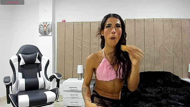 Snapshot of valery_slim18 chatting on 02-27-26, 11:27 valery slim18 online show from 02-27-26, 11:27