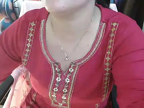  chitranshi online show from 04-28-26, 05:56