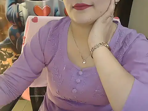  chitranshi online show from 04-29-26, 06:17