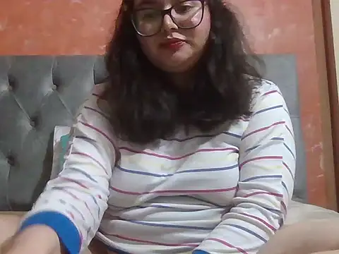 DearestKittyKat online show from 02-16-26, 04:19