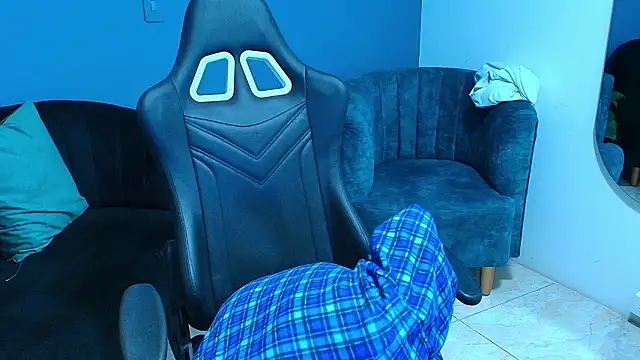 Snapshot of Noah-JONES chatting on 03-01-26, 03:41 Noah-JONES online show from 03-01-26, 03:41