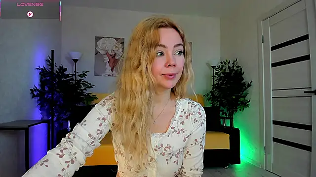 caty kiss online show from 04-08-26, 02:11