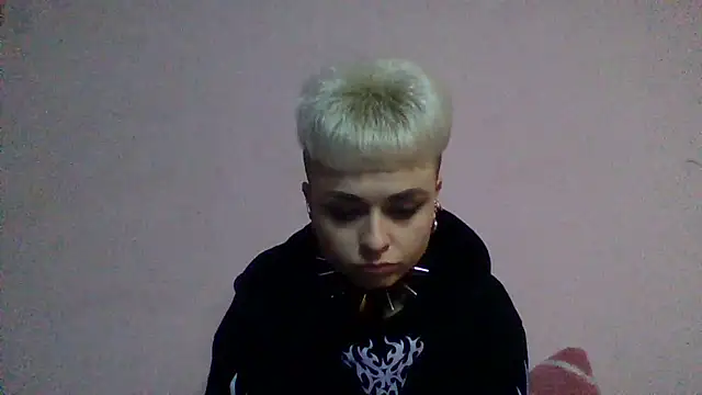 Snapshot of AlisaDear257 chatting on 02-10-26, 01:59 AlisaDear257 online show from 02-10-26, 01:59