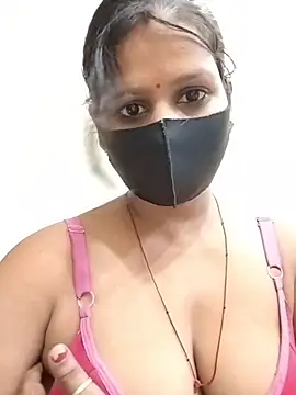 Snapshot of ankita077 chatting on 06-22-26, 03:25 ankita077 online show from 06-22-26, 03:25