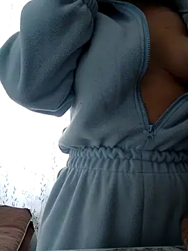 Snapshot of HornyCumBitch chatting on 02-10-26, 01:26 HornyCumBitch online show from 02-10-26, 01:26