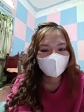 Snapshot of Trang26 chatting on 02-21-26, 03:13 Trang26 online show from 02-21-26, 03:13