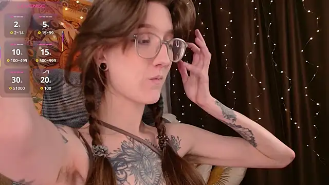 lolami  online show from 03-26-26, 07:36