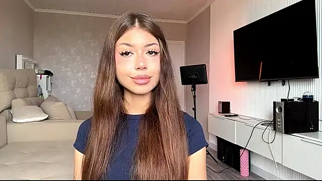 You Club Winx online show from 06-28-26, 08:20