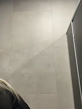 Snapshot of Mia_Star69 chatting on 02-21-26, 05:47 Mia Star69 online show from 02-21-26, 05:47