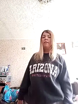 Snapshot of EvaTallor chatting on 02-20-26, 06:37 EvaTallor online show from 02-20-26, 06:37