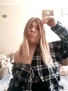 Snapshot of EvaTallor chatting on 02-24-26, 07:17 EvaTallor online show from 02-24-26, 07:17