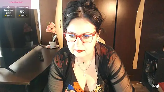 exiMIlf online show from 04-01-26, 12:28