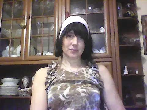 Snapshot of Vlastelina chatting on 02-14-26, 11:29 Vlastelina online show from 02-14-26, 11:29