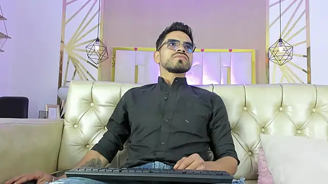 Snapshot of HotPulse_vc chatting on 02-20-26, 12:27 HotPulse vc online show from 02-20-26, 12:27