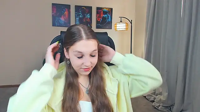 Snapshot of LavetaOas chatting on 02-18-26, 08:43 LavetaOas online show from 02-18-26, 08:43