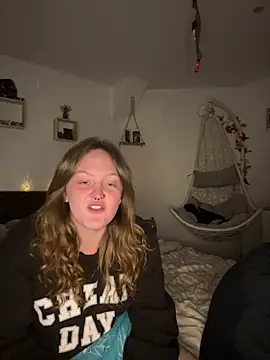 Snapshot of Maryjane-Spidermann chatting on 03-03-26, 08:04 Maryjane-Spidermann online show from 03-03-26, 08:04