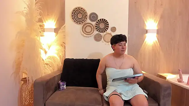 Snapshot of Gaia_n_Nix chatting on 02-15-26, 07:54 Gaia n Nix online show from 02-15-26, 07:54