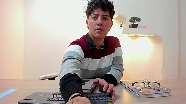 Snapshot of Gaia_n_Nix chatting on 02-17-26, 07:53 Gaia n Nix online show from 02-17-26, 07:53