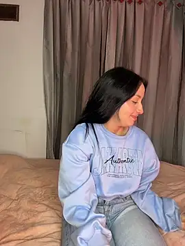  Mia kiss  online show from 02-15-26, 01:24