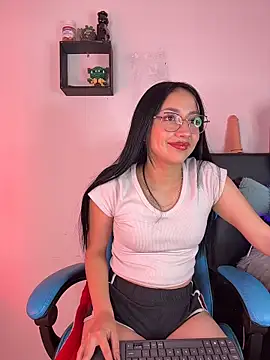  Mia kiss  online show from 04-05-26, 10:40