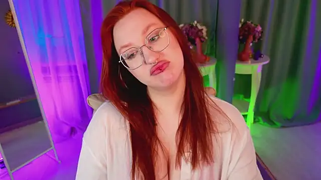 Snapshot of SpicyFox_ chatting on 02-27-26, 02:17 SpicyFox online show from 02-27-26, 02:17