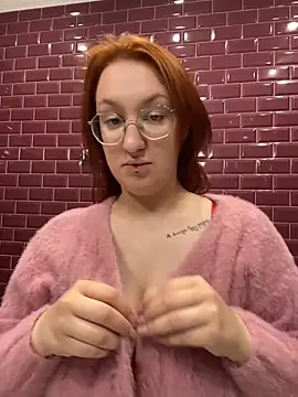 SpicyFox  online show from 07-16-26, 02:34
