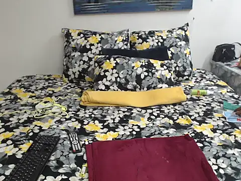 Snapshot of MissRedHotRaven chatting on 02-22-26, 05:44 MissRedHotRaven online show from 02-22-26, 05:44