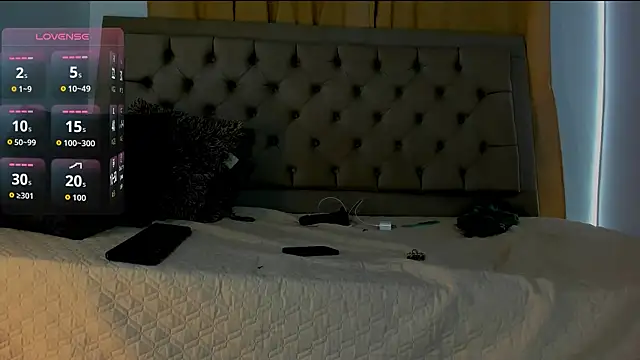 Snapshot of emma__castle chatting on 02-11-26, 07:19 emma castle online show from 02-11-26, 07:19