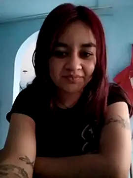 Snapshot of Lucy_allen1 chatting on 02-16-26, 11:01 Lucy allen1 online show from 02-16-26, 11:01