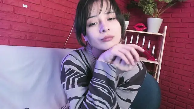 Snapshot of May_Ling chatting on 02-17-26, 08:37 May Ling online show from 02-17-26, 08:37