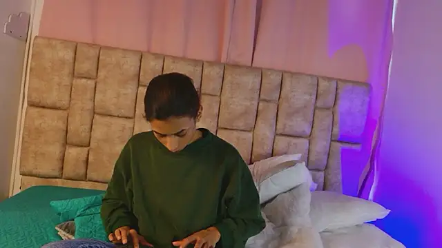 MelanyStone  online show from 03-15-26, 01:39