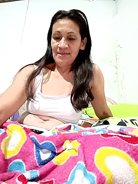 Snapshot of Layla_Zaid chatting on 02-27-26, 03:50 Layla Zaid online show from 02-27-26, 03:50