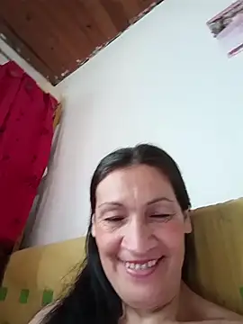 Layla Zaid online show from 03-18-26, 04:21