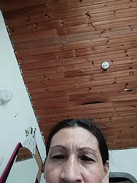 Layla Zaid online show from 05-19-26, 03:40