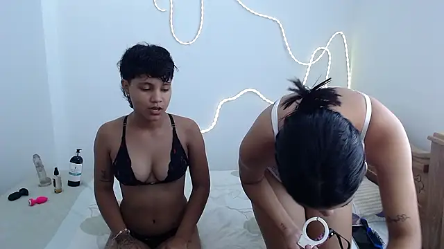 CherryGirlsXX online show from 02-27-26, 07:25