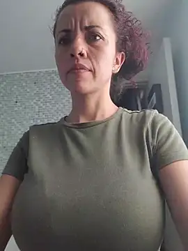 Snapshot of Sussan_keller chatting on 05-30-26, 05:10 Sussan keller online show from 05-30-26, 05:10