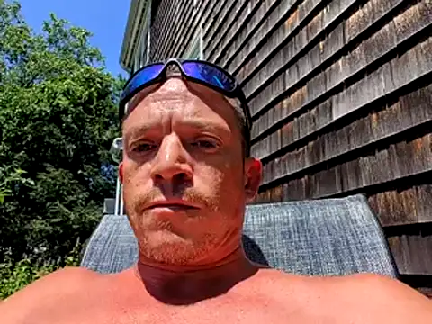 Snapshot of ShadowLove85 chatting on 07-20-26, 04:09 ShadowLove85 online show from 07-20-26, 04:09