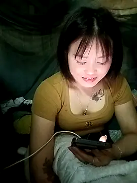 Snapshot of luna-rosax chatting on 02-16-26, 04:25 luna-rosax online show from 02-16-26, 04:25