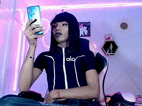 Snapshot of Violeta_R_ chatting on 02-22-26, 09:52 Violeta R online show from 02-22-26, 09:52