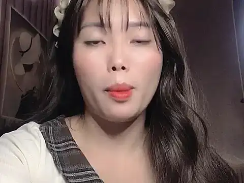 Girl-crazy1 online show from 02-26-26, 08:46