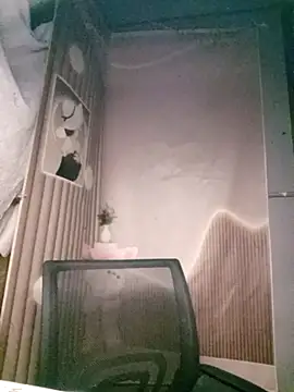 Girl-crazy1 online show from 03-25-26, 09:32