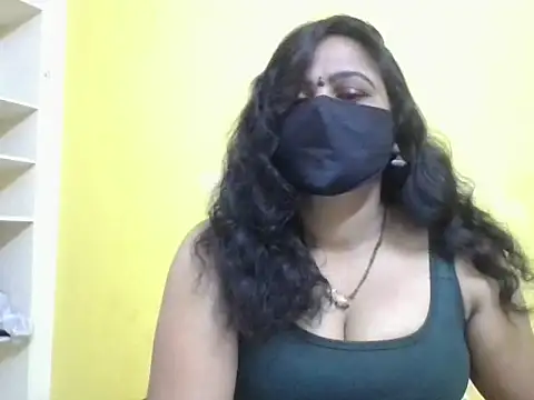 anu-reddyy online show from 04-17-26, 05:10