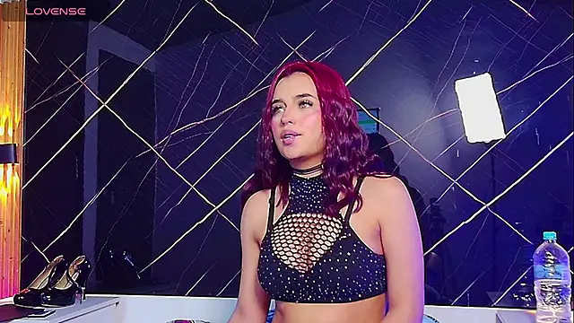 Snapshot of _Junne_ chatting on 02-21-26, 03:18 Junne online show from 02-21-26, 03:18