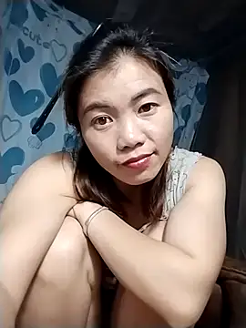 Snapshot of lovely-742 chatting on 04-24-26, 01:35 lovely-742 online show from 04-24-26, 01:35