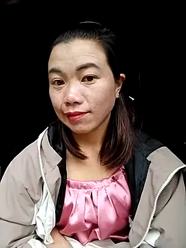 Snapshot of lovely-742 chatting on 05-09-26, 01:00 lovely-742 online show from 05-09-26, 01:00