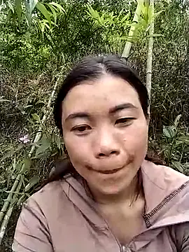 Snapshot of lovely-742 chatting on 05-16-26, 02:19 lovely-742 online show from 05-16-26, 02:19