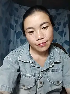 Snapshot of lovely-742 chatting on 05-24-26, 01:38 lovely-742 online show from 05-24-26, 01:38