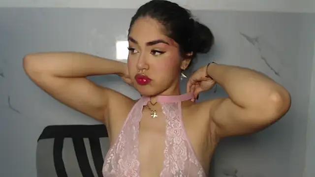 Snapshot of melodyphillips_2_ chatting on 05-20-26, 09:48 melodyphillips 2 online show from 05-20-26, 09:48