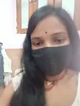 Snapshot of Desi_Couple_P chatting on 07-05-26, 12:56 Desi Couple P online show from 07-05-26, 12:56